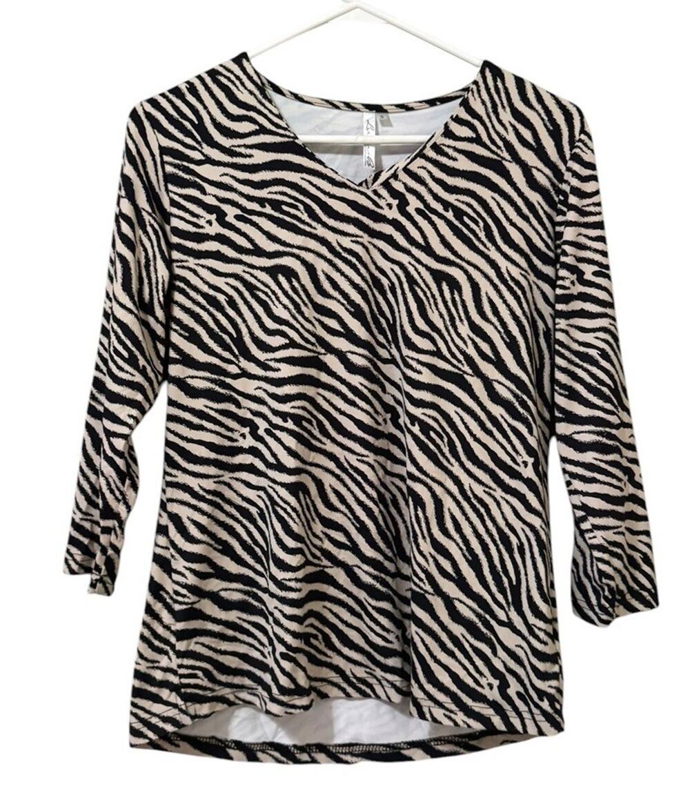 Lulu B Top Women Size Small Black White Long Sleeve Zebra Print‎ Stretch Jersey
